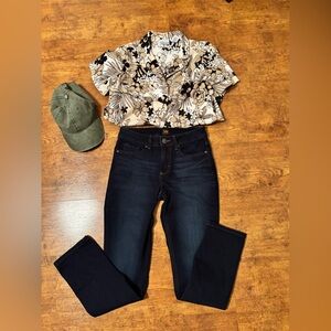 Lee straight leg jeans in dark wash